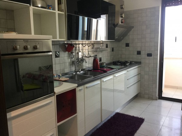 296F*   Appartamento in Via Prov San Vito/Apt situated between Casale+Br Centre