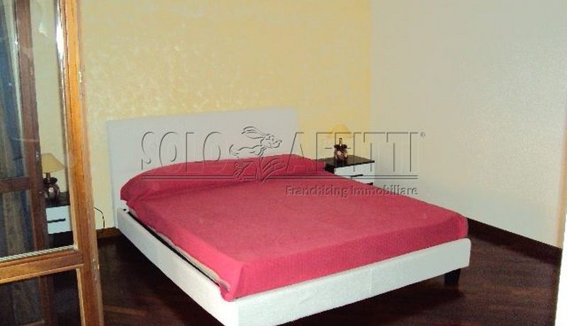 2397108_800_600