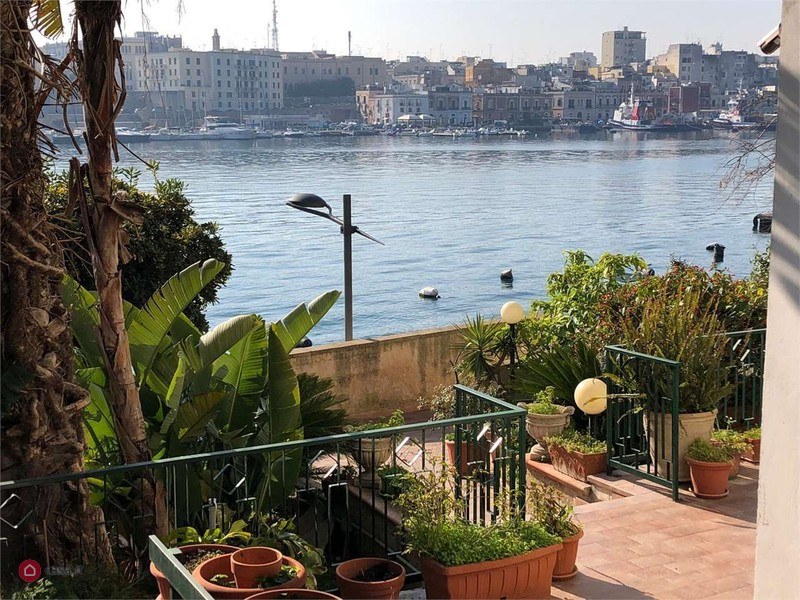 AAM 504     SPECTACULAR VILLAS WITH WATER VIEWS CASALE BRINDISI