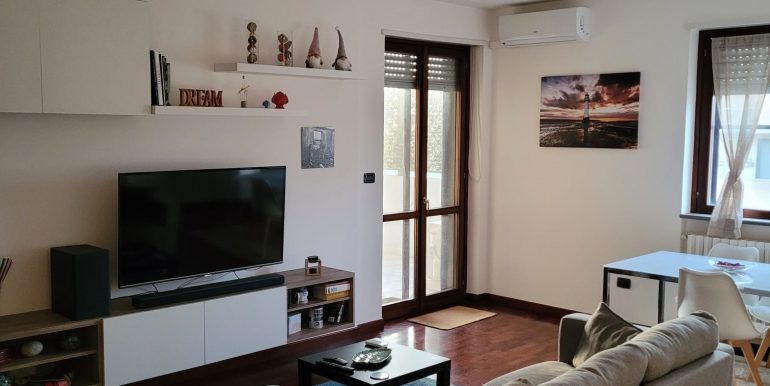 7333cfc3-b68f-42a3-ad3c-149e0a3dcbd6